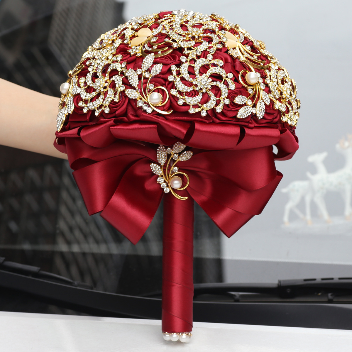 Golden Full Diamond Bridal Bouquet, Golden Rhinestones, European And American Style Handmade Burgundy Wedding Bouquet — foto 2