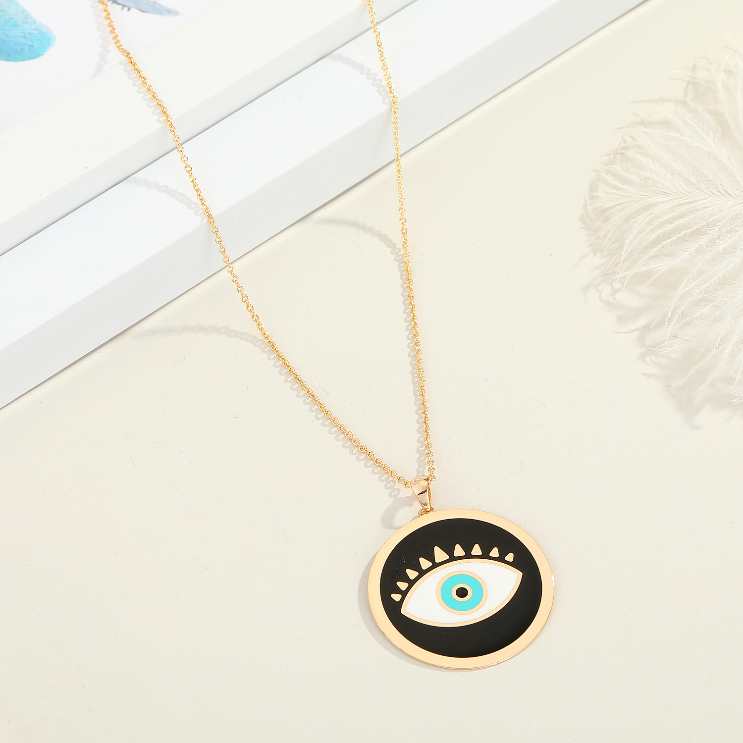 Round Eye Pendant Necklace Personality Demon Eye