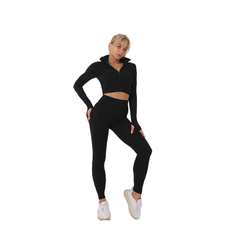 Seamless Zip-Up 2-Piece Yoga Set – Breathable, Quick-Dry & Stylish