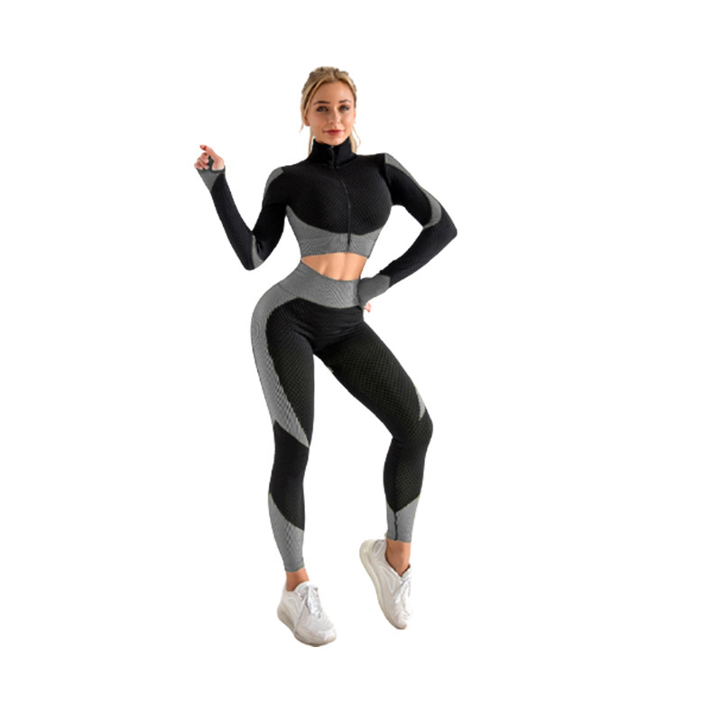 Seamless Zip-Up 2-Piece Yoga Set – Breathable, Quick-Dry & Stylish