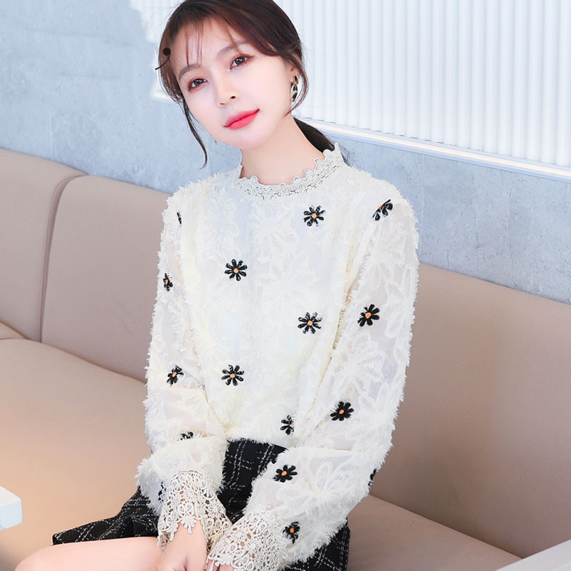 Women's Plus Velvet Padded Lace Bottoming Shirt