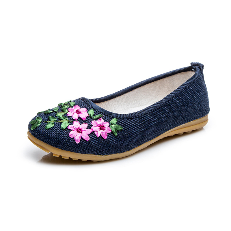 Title 3, Embroidered Old Beijing Cloth Shoes And Ethnic ...