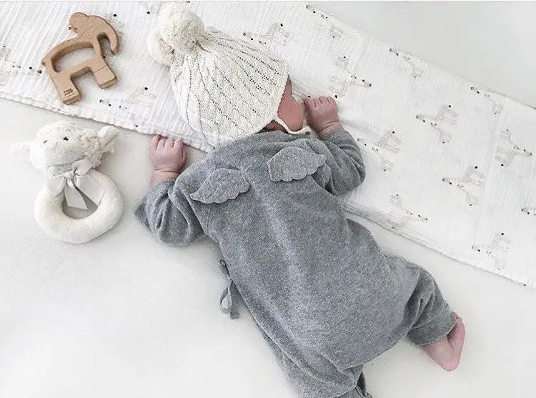Children's Lace-up Cardigan With Wings Behind The Jumpsuit