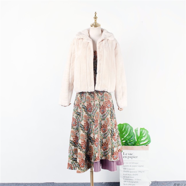 Loose Striped Short Coat In Imitation Mink Fur