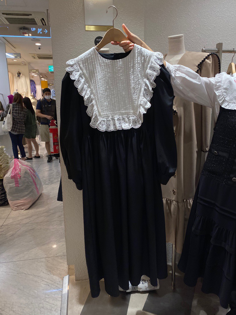 Lace-Sleeve Puff-Sleeve Dress, picture 3 of 5