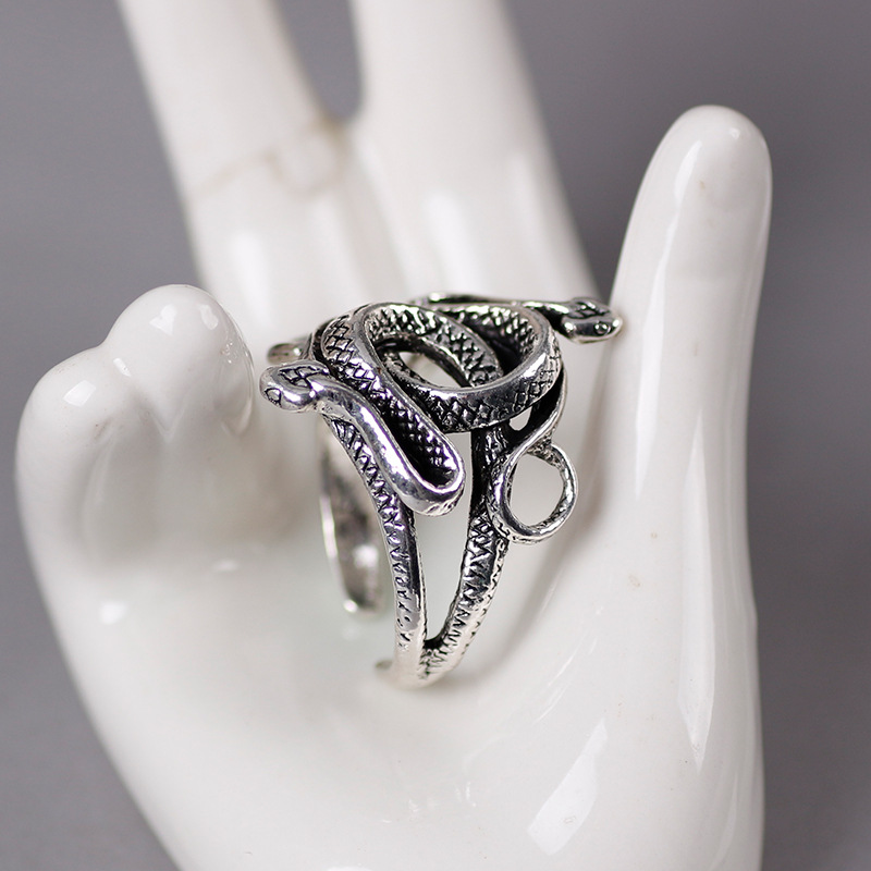 Ring Men's Social Cool Personality Snake Ring Nightclub Accessories Temperament Ring