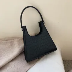 Temperament Crocodile Print Shoulder Bag - Black - View 1