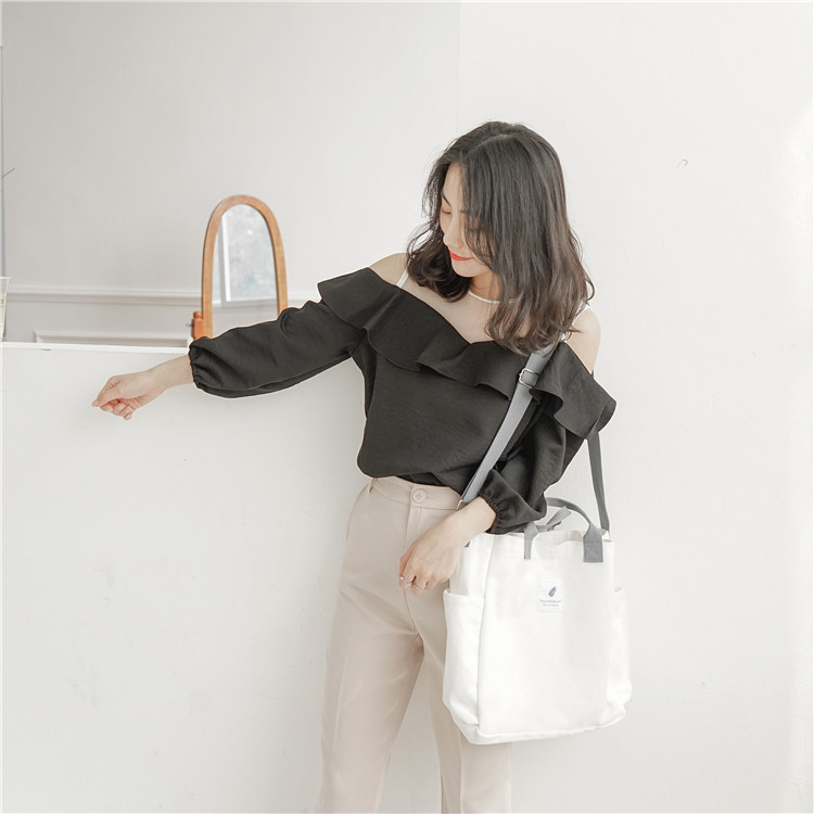 Title 1, Contrasting Color Portable Casual Canvas Messen...