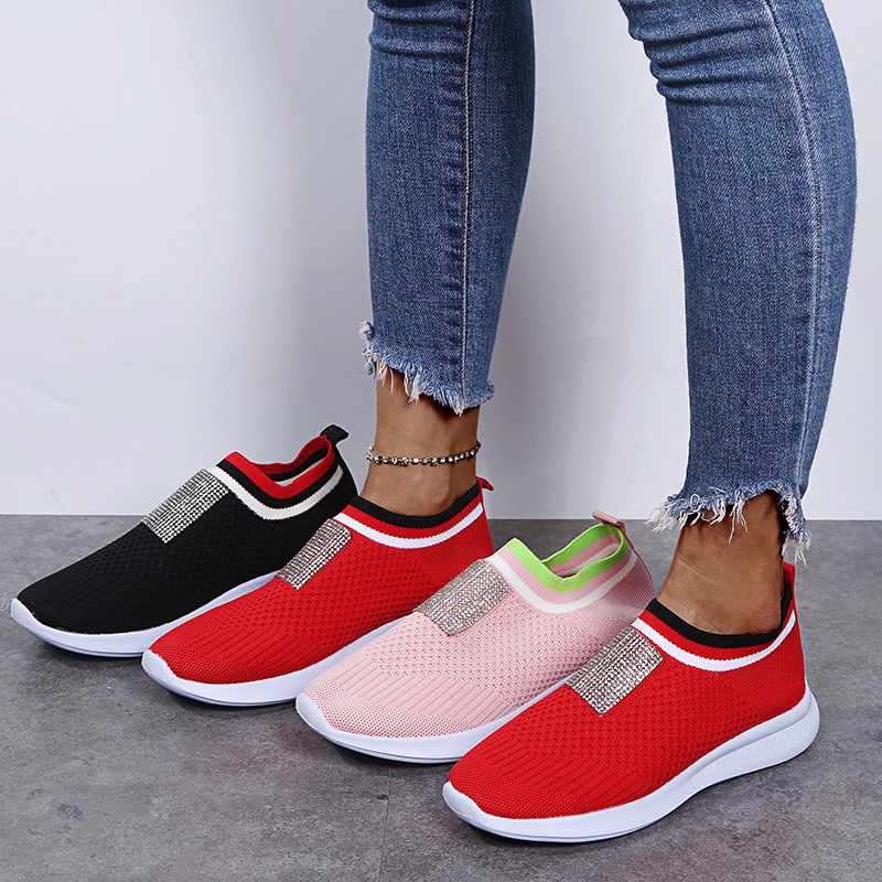 Title 3, Low-Top Fashion Knit Sneakers