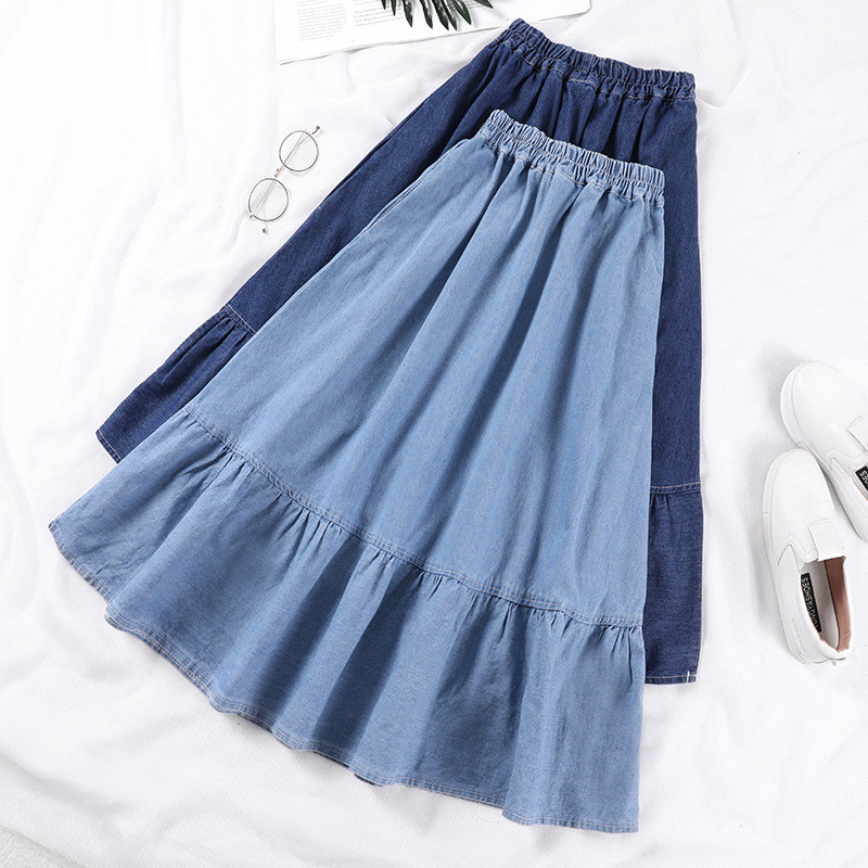 Title 3, Mid-lange denim rok met hoge taille en A-lijn. ...