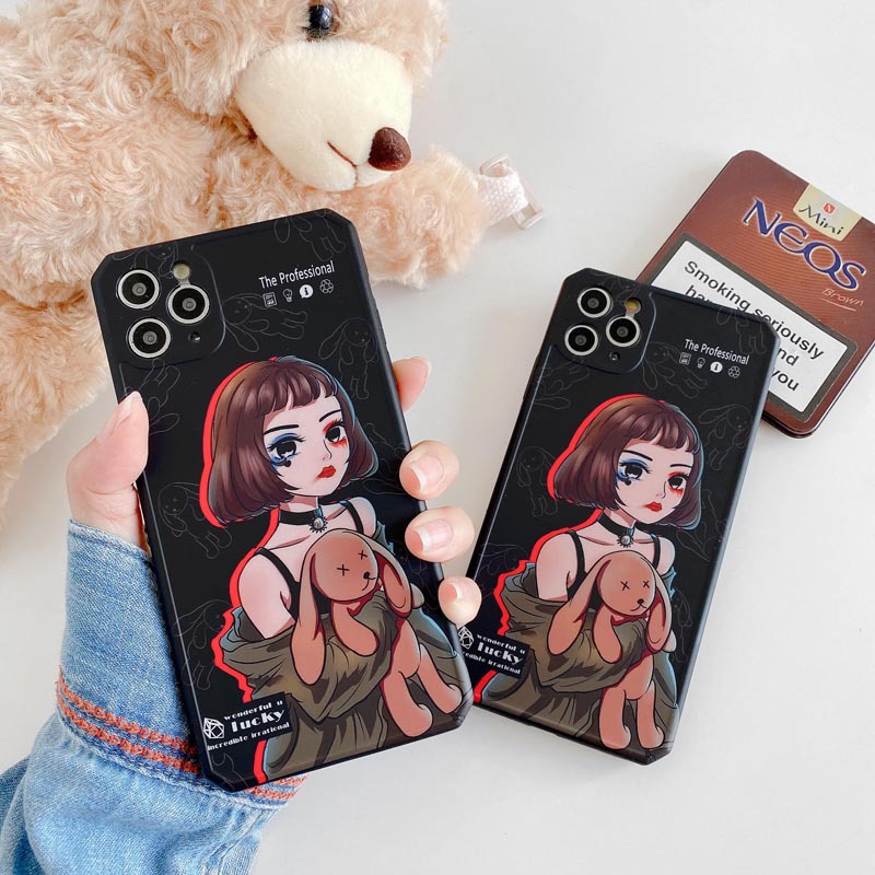 Capa urso abraço menina 11Pro Max XS 12 para celular