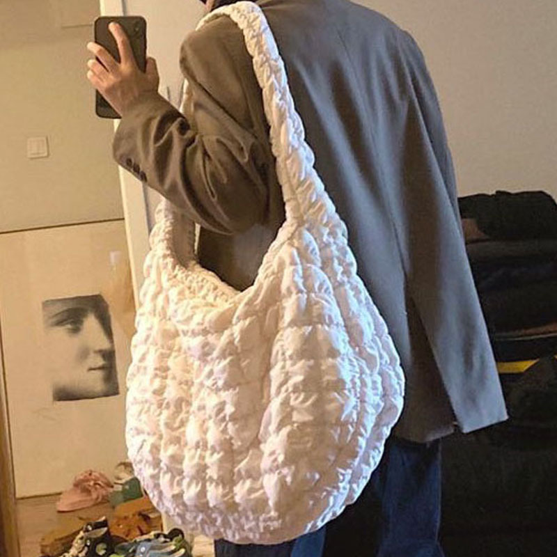 Yunduo Lingge Folds BigBag Casual Personality Quilt Bag - Image 3