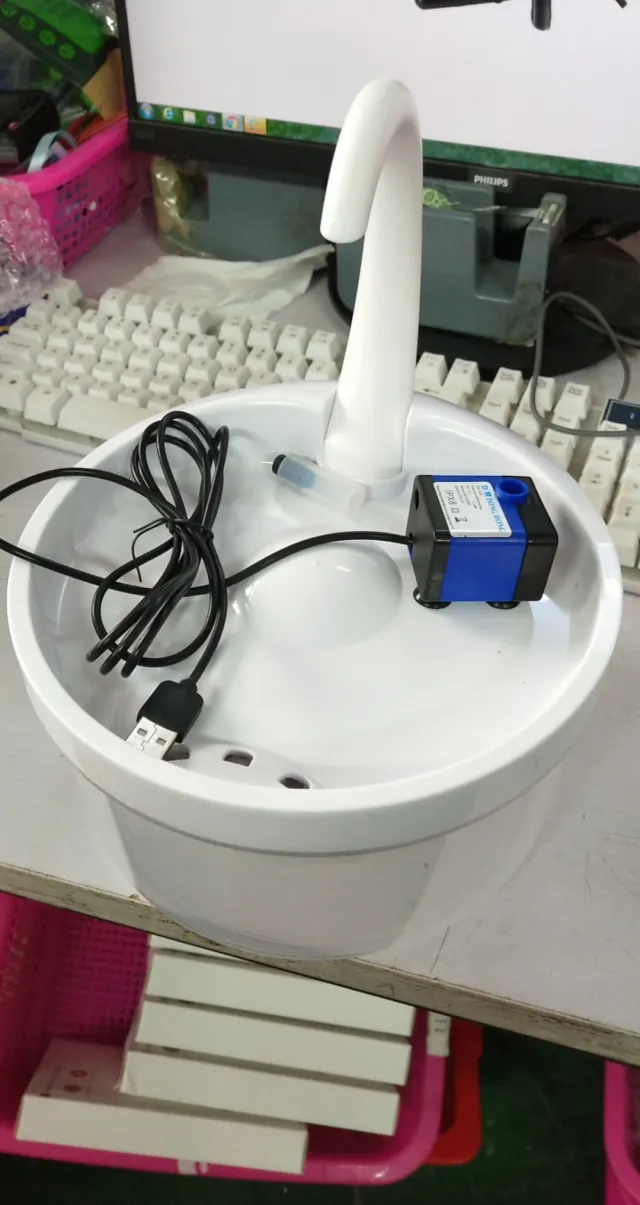Automatic Circulation Drinking Fountain Drinking Fountain Pet White - Shop at LoveMi