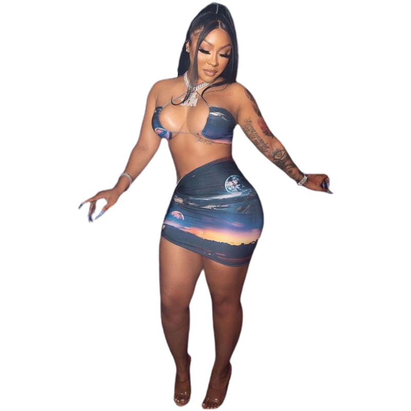 Sexy Lace-Up HalterNeck And Backpack Hip Skirt Suit