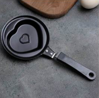 Creative Non-Stick Pan Warm And Cute Breakfast Pan Omelette Pan Mini Breakfast Love Omelette Pan Omelette Device