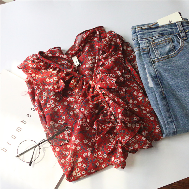 Korean Version of Chic White Ruffled Chiffon Top