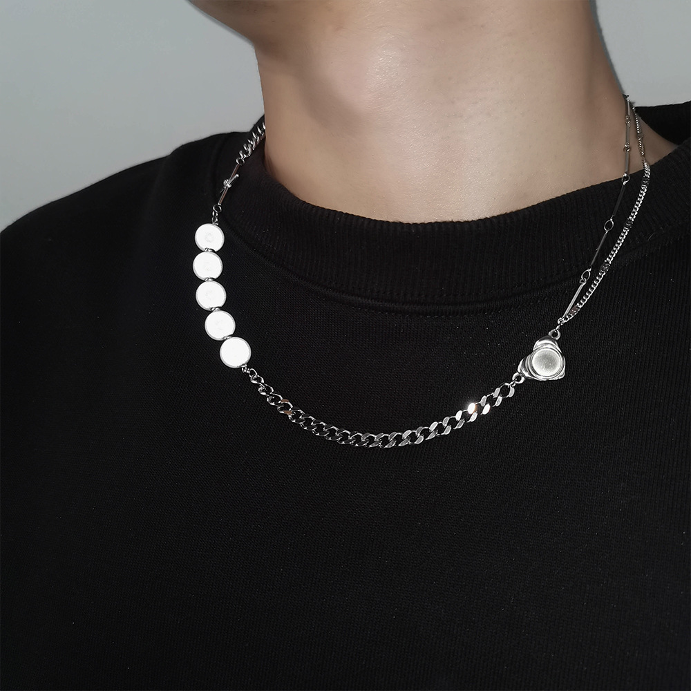 Reflective Pearl Necklace Asymmetric Stitching Chain