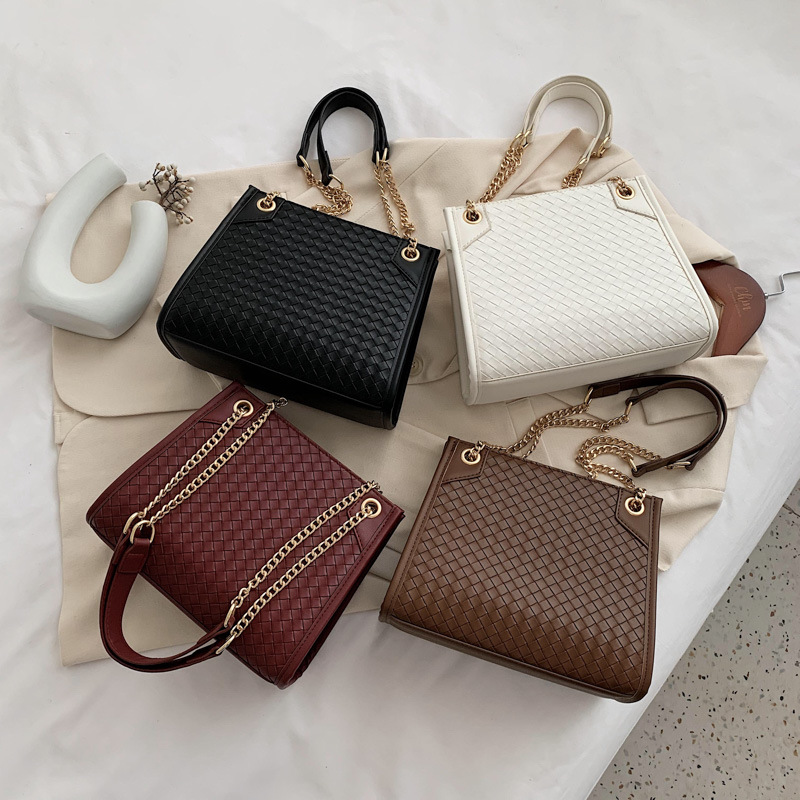 Title 3, Dames Crossbody Schoudertas met Ketting, Trendy...