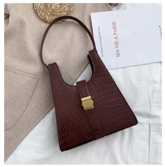 One shoulder Armpit Bag Fashion Simple Handbag Red - Shop at LoveMi