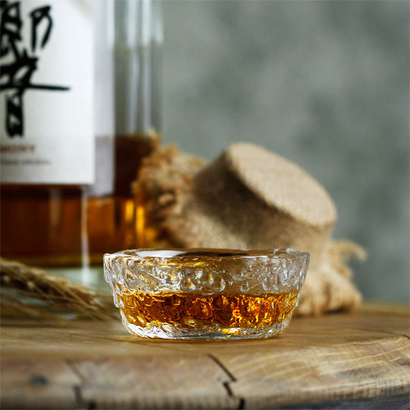 Japanese Whiskey Smelling Cup Handmade Hammered Neat Pure Drink Whiskey Cup Teacup Style Foreign Wine Spirit Cup