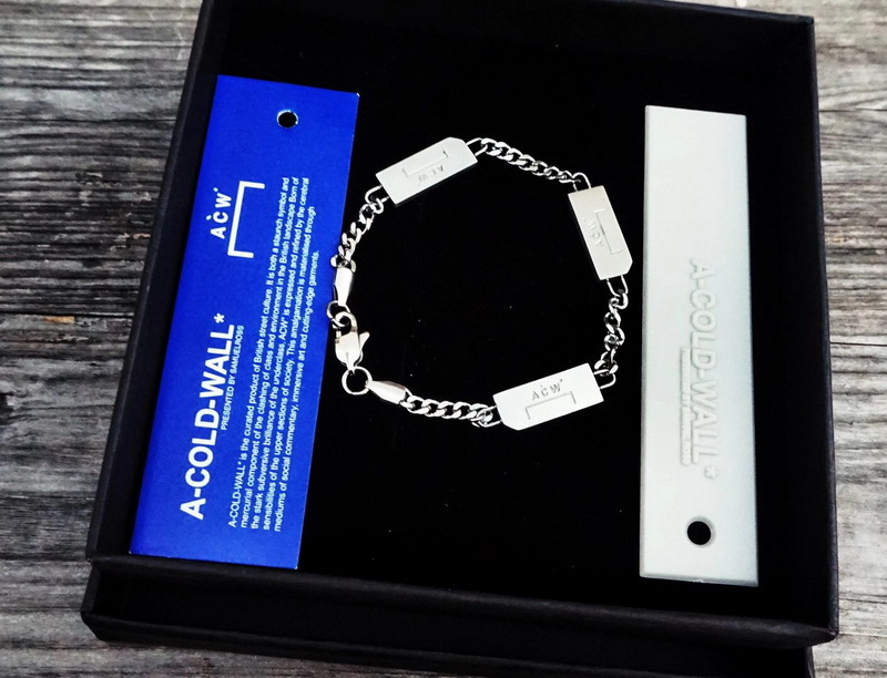 European And American Style Necklace Carved Letters INS Tag Couple Bracelet Simple Chain