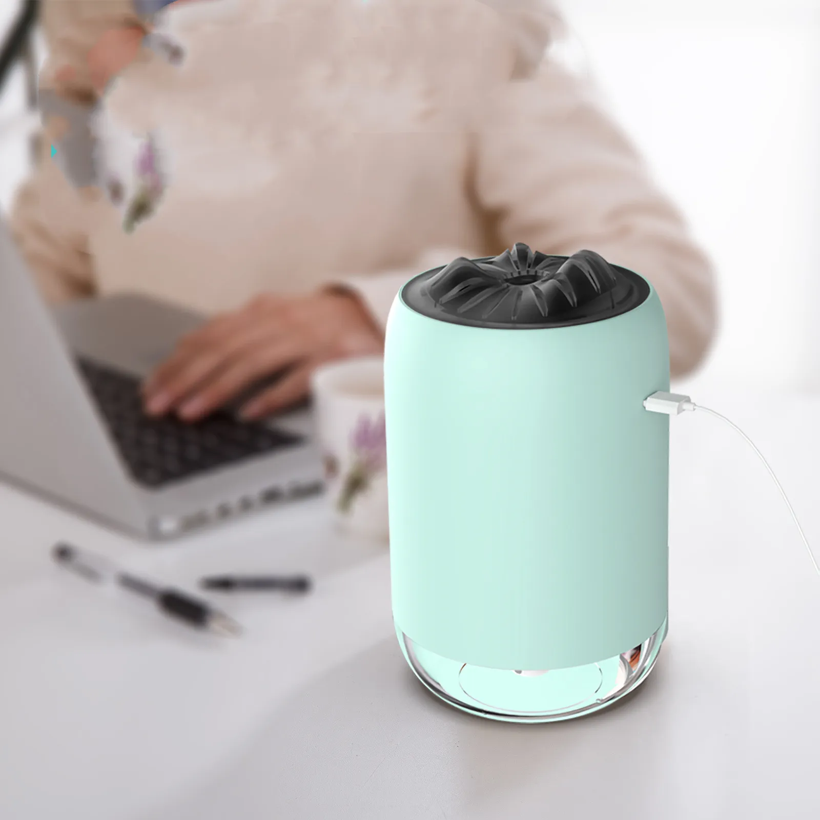 Magic Flame Humidifier Home Car Atomizer Mini Aroma Diffuser Desktop Home Office Supplies – image 2