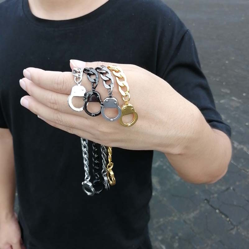 Titanium Steel Personality Handcuffs Bracelet Trendy Man Black Gold Simple Retro