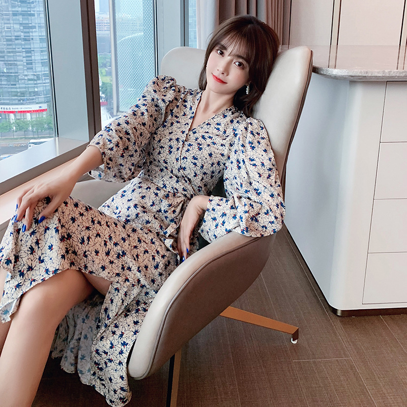 Fashion Temperament Small Floral Mid Length Skirt Was Thin High Waist  V Neck Dress Women