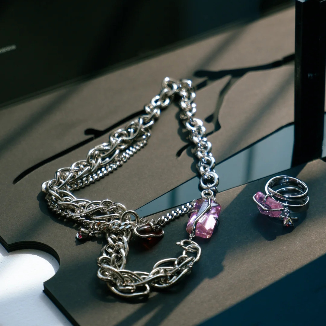 Changeable Shape Clavicle Chain Pink Gem Peach Blossom Element