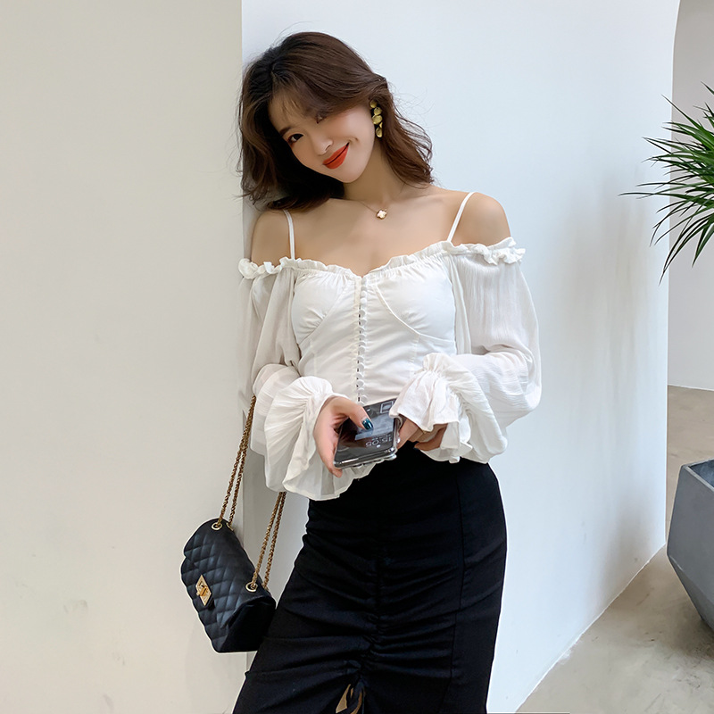 Long-Sleeved Short Shirt With Clavicle Cardio