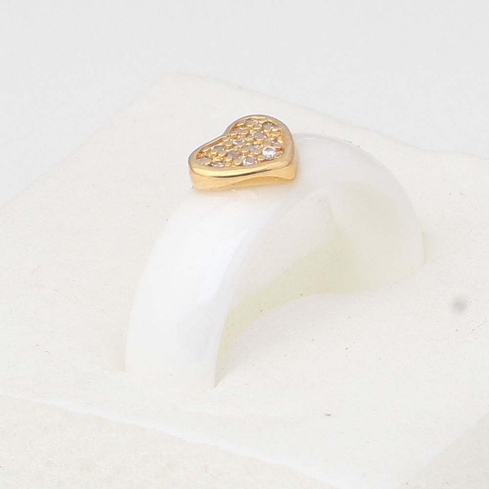 Japan And South Korea Ceramic Micro-Inlaid Zircon Heart-Shaped Black And White Couple Titanium Steel Ring