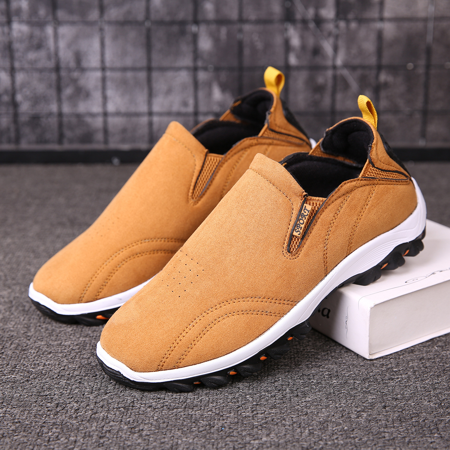 Title 6, Middle-Aged And Elderly Casual Comfortable Shoes