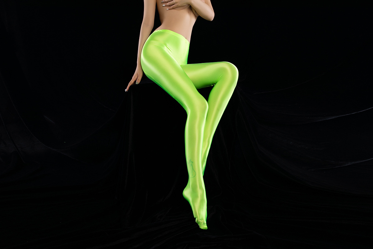 Fluorescent green