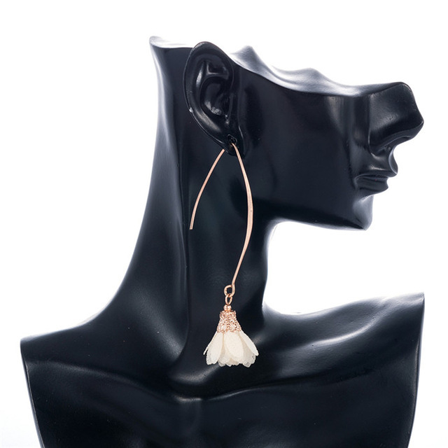 European And American Cross-Border Creative Earrings Fabric Rose Flower Pendant Big Ear Hook Tassel Long Earrings Female Spot Wholesale