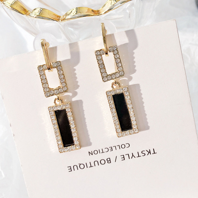 Black Rectangular High-end Earrings With Versatile Personality