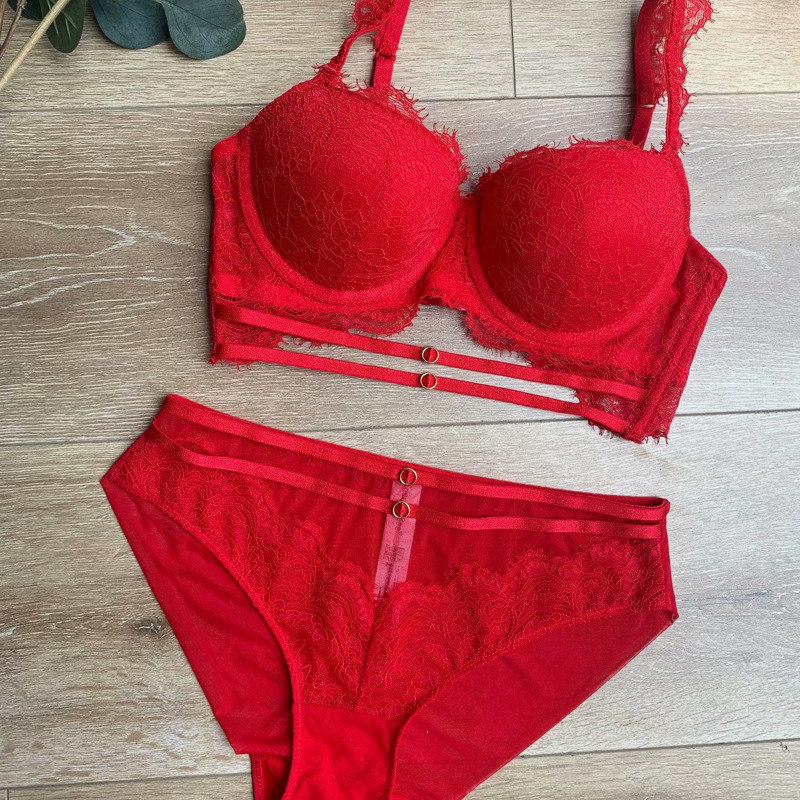 Title 3, Completo reggiseno sexy in pizzo rosso con spal...