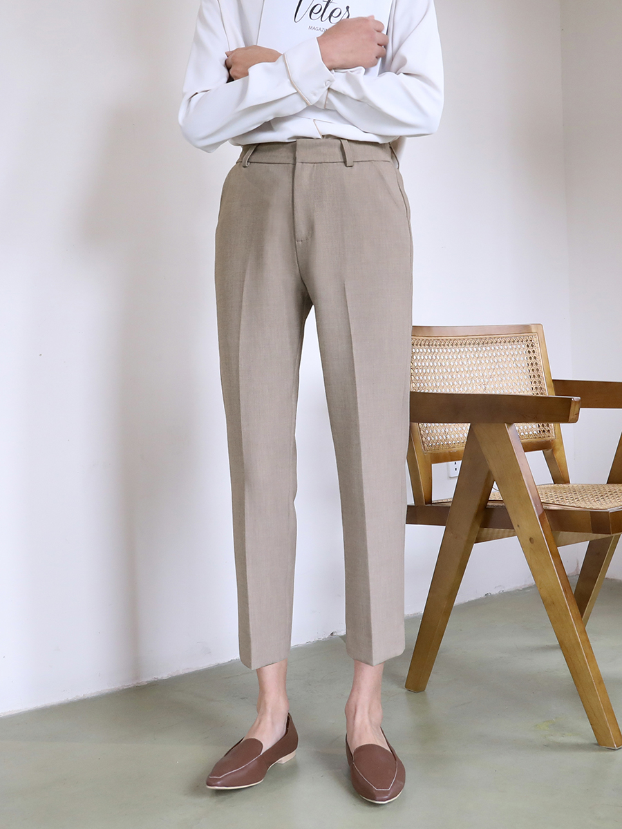 Title 4, New Year Light Khaki Casual Cropped Trousers Wo...