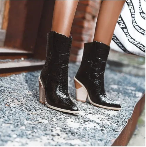 Pointed Alien Stone Pattern Sleeve Boots Black - Shop at LoveMi