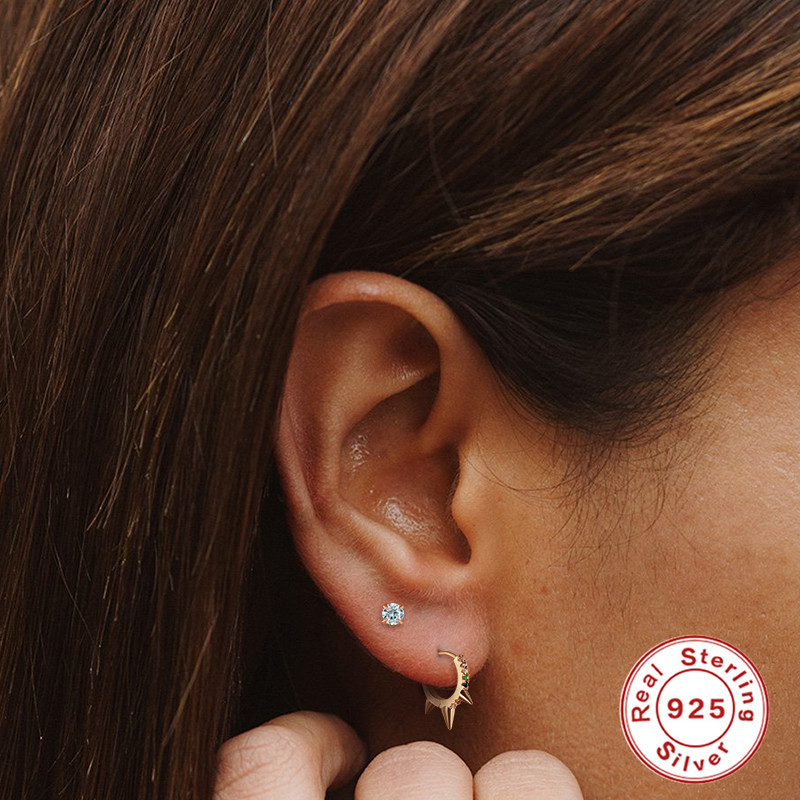 S925 Sterling Silver Mini Four-claw Zircon Earrings