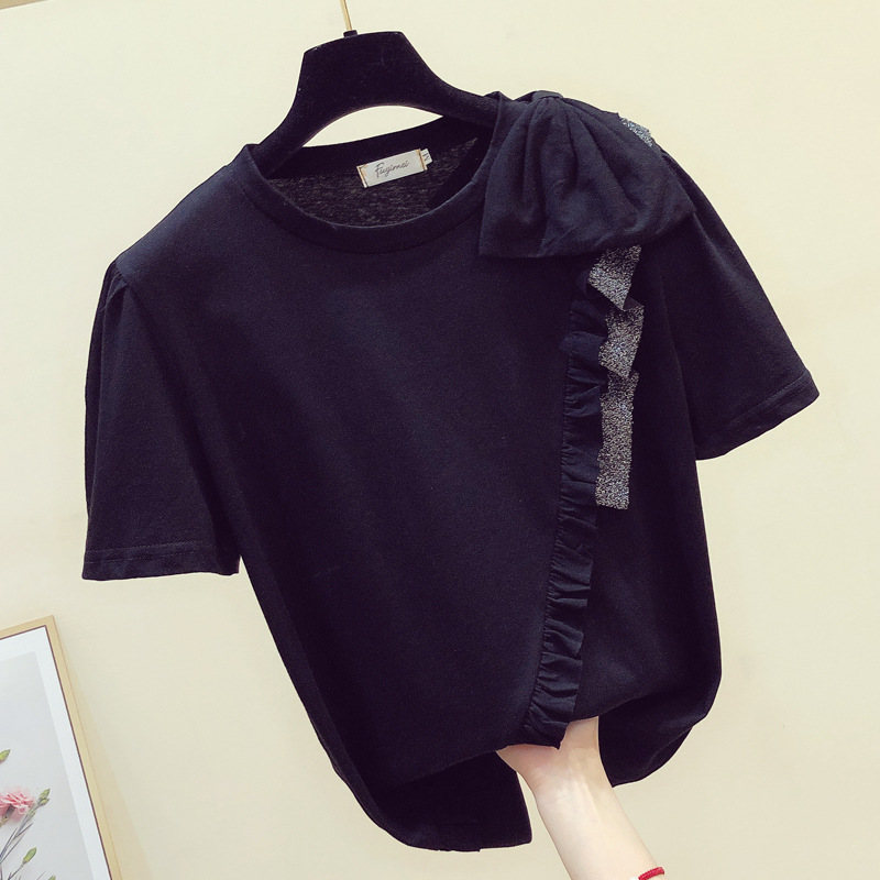 Round Neck Short-Sleeved Black T-Shirt With Wooden Ears And Bow