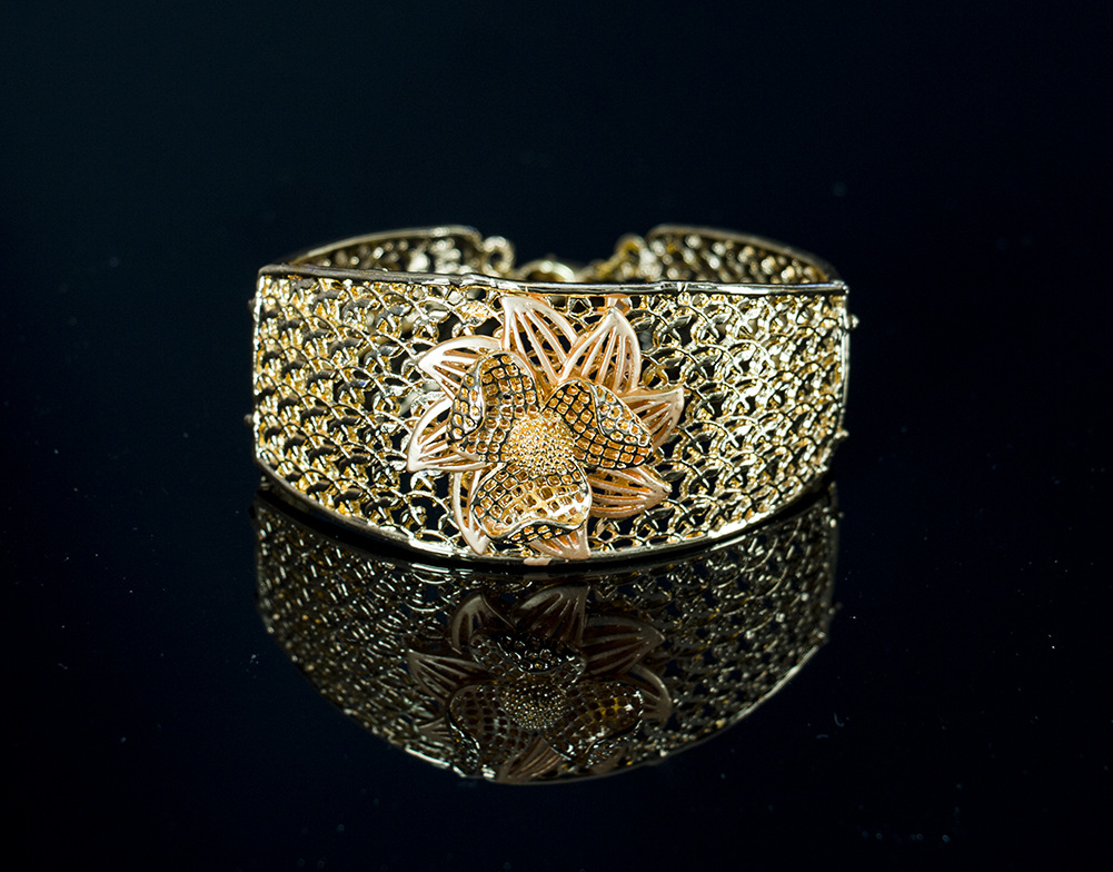 Alloy Jewelry Four-piece Necklace Bracelet Earrings Ring  Real Gold Plating