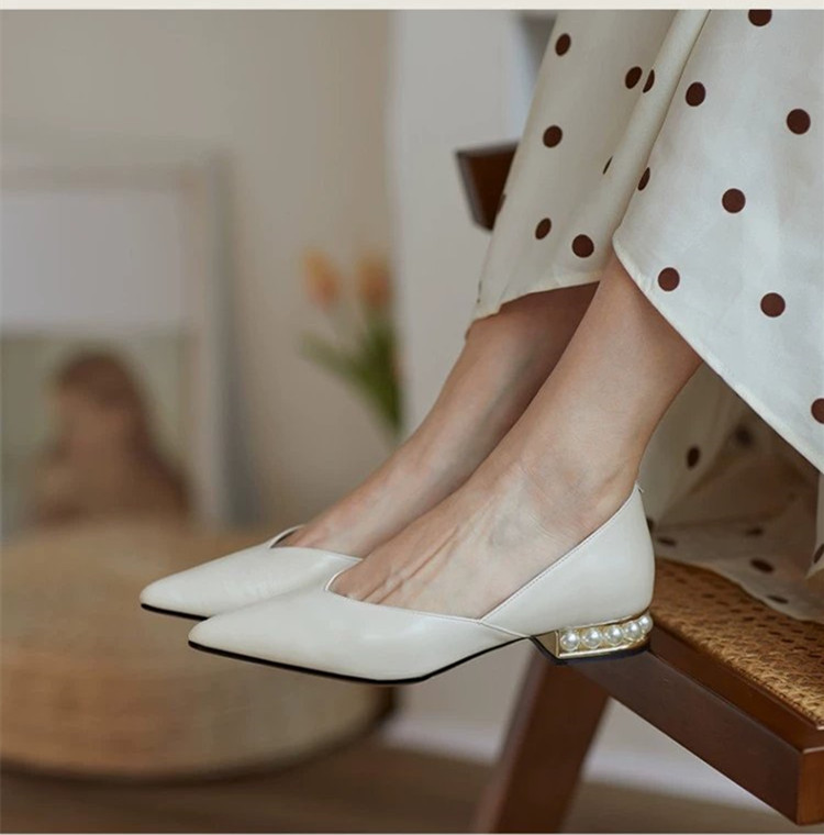 Pointed Toe Shoes Flat Shoes Gentle And Versatile Pearl Low-Heel Women's Shoes
