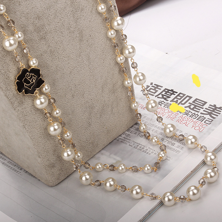 Fashionable Temperament Exaggerated Big-name Pearl Pendant