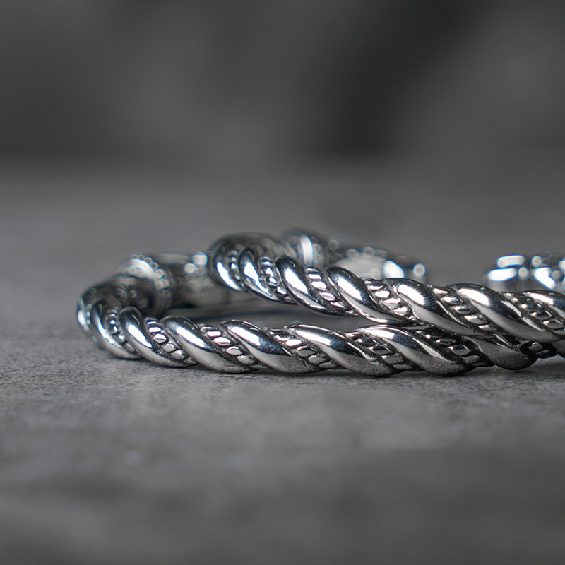 Bracelet Titanium Steel Domineering Retro Wolf Head Bracelet Jewelry