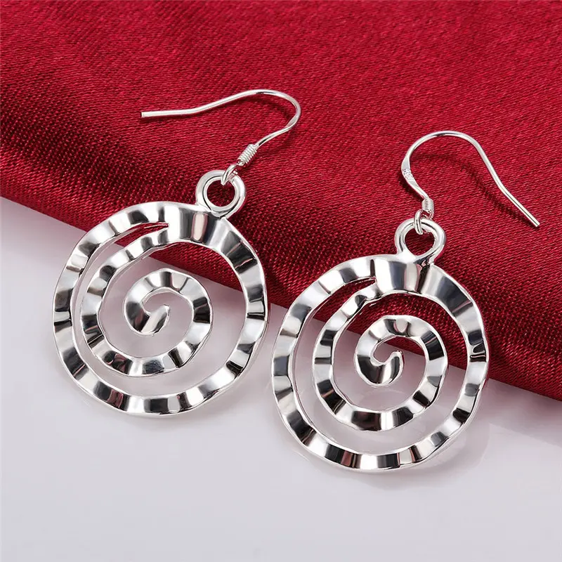 Round Earrings Threaded