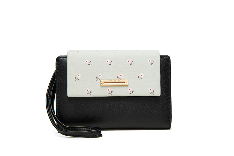 Title 1, Multifunctionele clutch met modeprint, matchend