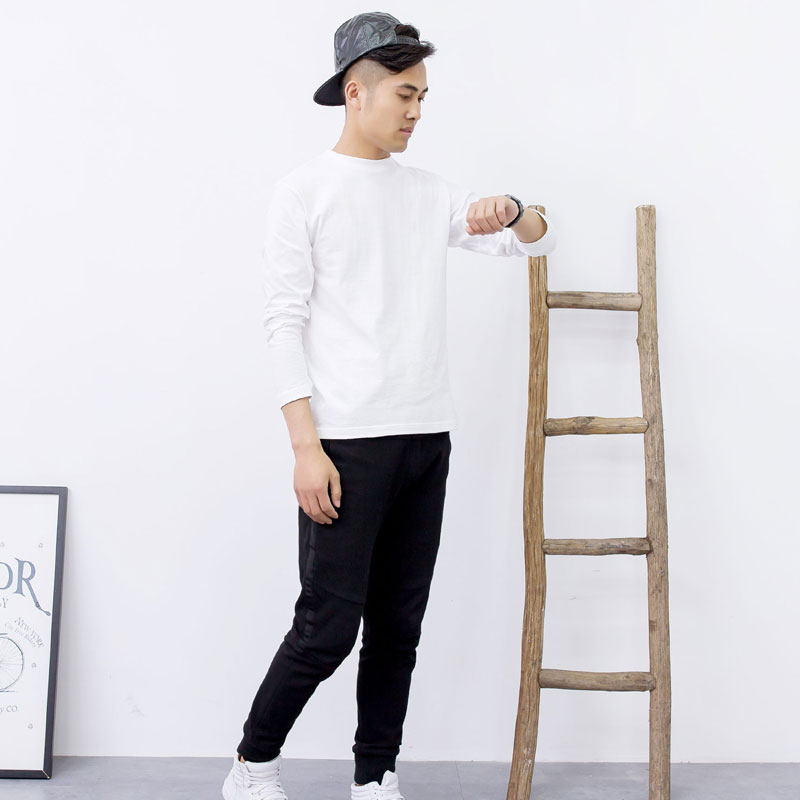 Japanese Basic Solid Color White Round Neck Long Sleeves With Thick Cotton Bottoming Shirt T-Shirt For Men And Women In Trendy T-shirt