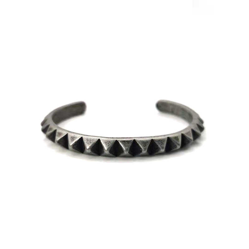 Personality Male Street Punk Gear Pyramid Bracelet