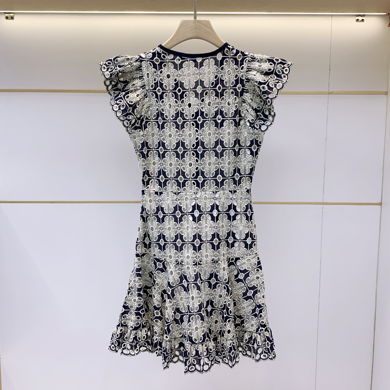 Elegant Temperament Retro Heavy Industry Embroidery Hook Hollow Out