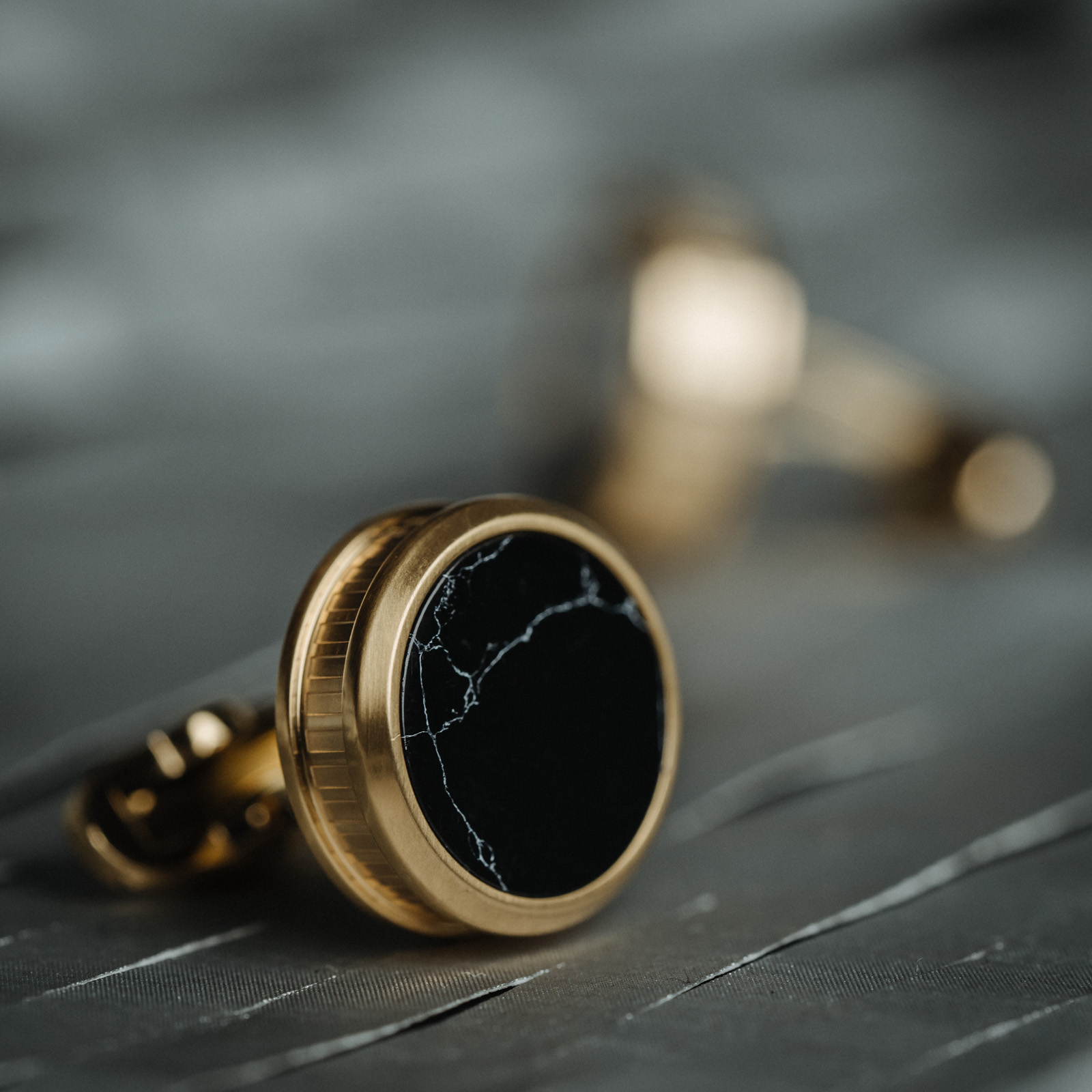French Black Marble Cuff Links Men's Business Casual Shirt Light Luxury Cuff Nails — foto 3